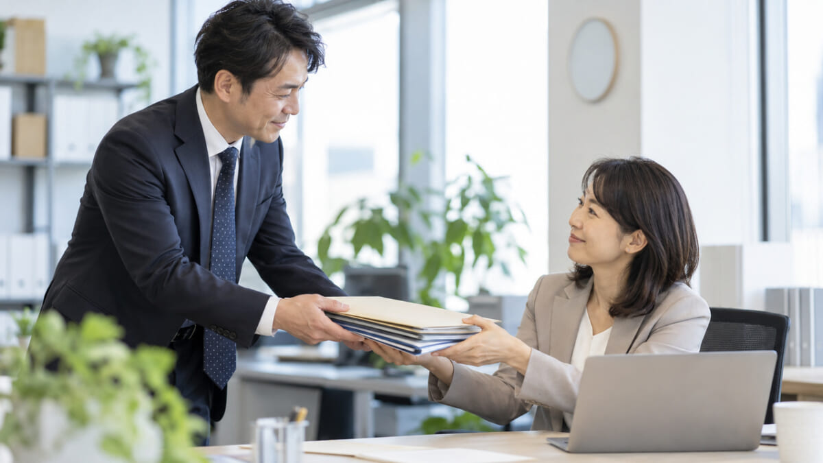 数秘術の強みが仕事の負担になるとき、責任感と抱え込みの境界